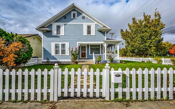 Picket Fence